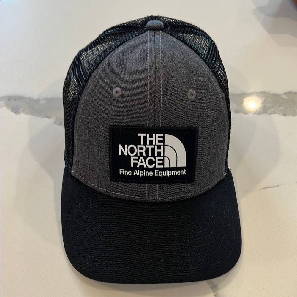 The North Face Gray and Black Trucker Hat with Curved Bill